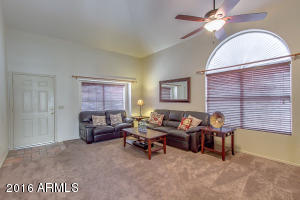 724 W Hackamore St, Gilbert, AZ 85233 photo 7