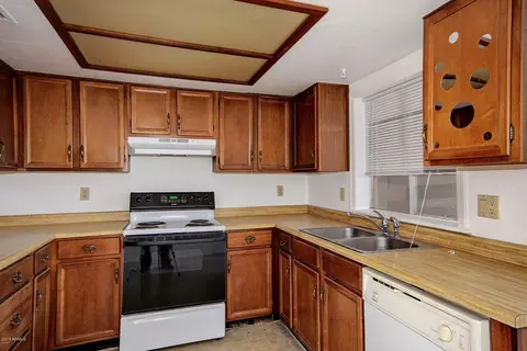 18211 N 40th Pl, Phoenix, AZ 85032 photo 9