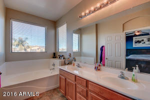 3142 S Southwind Dr, Gilbert, AZ 85295 photo 28