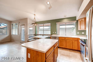 2224 E Foothill Dr, Phoenix, AZ 85024 photo 4