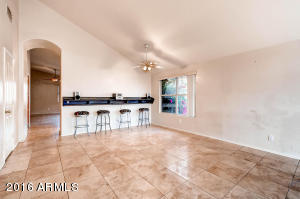 2224 E Foothill Dr, Phoenix, AZ 85024 photo 2