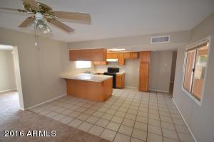 4136 N 64th Dr, Phoenix, AZ 85033 photo 6