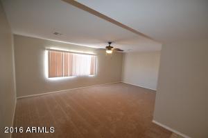 4136 N 64th Dr, Phoenix, AZ 85033 photo 4