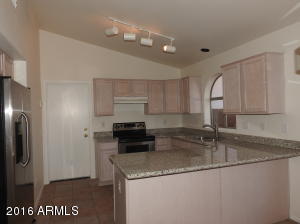 630 E Kyle Dr, Gilbert, AZ 85296 photo 7