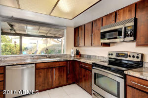 342 E Deepdale Rd, Phoenix, AZ 85022 photo 2