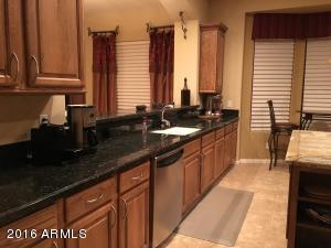 6875 S Pinehurst Dr, Gilbert, AZ 85298 photo 9