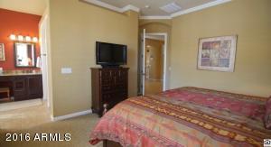 6875 S Pinehurst Dr, Gilbert, AZ 85298 photo 18