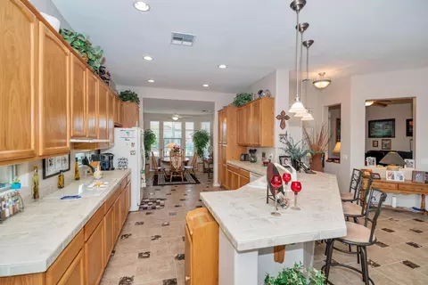 4070 E Nightingale Ln, Gilbert, AZ 85298 photo 10