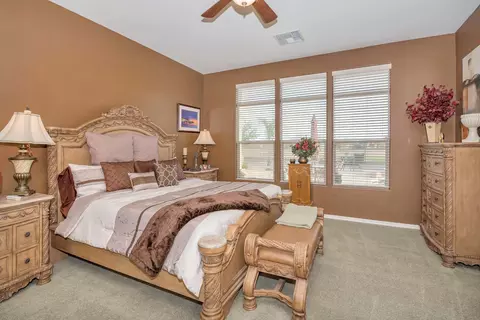 4070 E Nightingale Ln, Gilbert, AZ 85298 photo 15