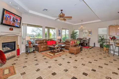 4070 E Nightingale Ln, Gilbert, AZ 85298 photo 6