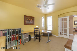 312 E Hopkins Rd, Gilbert, AZ 85295 photo 5