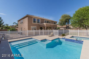 312 E Hopkins Rd, Gilbert, AZ 85295 photo 2