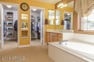 312 E Hopkins Rd, Gilbert, AZ 85295 photo 21