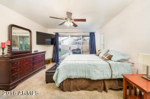 4337 E Rosemonte Dr, Phoenix, AZ 85050 photo 8