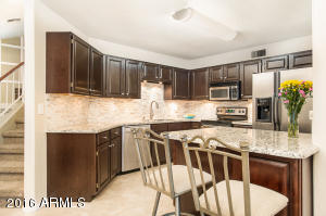 4337 E Rosemonte Dr, Phoenix, AZ 85050 photo 4