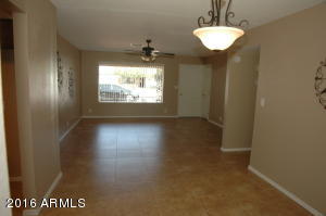 5837 E Dallas St, Mesa, AZ 85205 photo 4