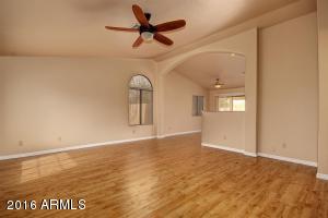 2240 E Stottler Dr, Gilbert, AZ 85296 photo 3