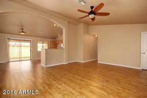2240 E Stottler Dr, Gilbert, AZ 85296 photo 4
