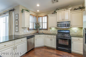 3846 E Leslie Dr, Gilbert, AZ 85296 photo 6