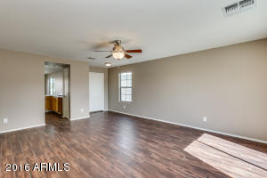 3105 W Saint Kateri Dr, Phoenix, AZ 85041 photo 2