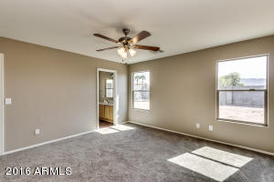 3105 W Saint Kateri Dr, Phoenix, AZ 85041 photo 10