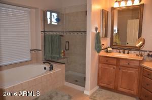 1233 E Lighthouse Ct, Gilbert, AZ 85234 photo 10