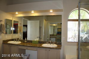 2524 E Parkside Ln, Phoenix, AZ 85024 photo 17