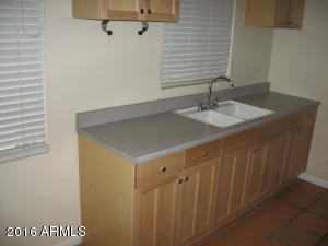 2231 Earll Dr, Phoenix, AZ 85016 photo 3