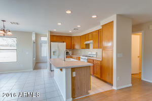 1872 E Aspen Way, Gilbert, AZ 85234 photo 12