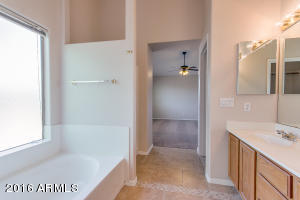 1872 E Aspen Way, Gilbert, AZ 85234 photo 25