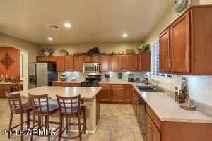 3578 E Maplewood St, Gilbert, AZ 85297 photo 4