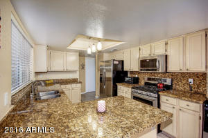 4039 E Meadow Dr, Phoenix, AZ 85032 photo 3