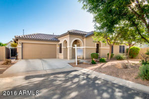 2474 S Nielson St, Gilbert, AZ 85295 photo 1