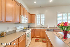 2760 S Seton Ave, Gilbert, AZ 85295 photo 13