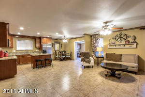 256 E Heather Ave, Gilbert, AZ 85234 photo 4