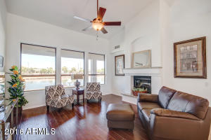1838 E Catamaran Dr, Gilbert, AZ 85234 photo 4