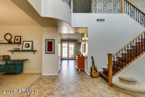 452 E Benrich Dr, Gilbert, AZ 85295 photo 2