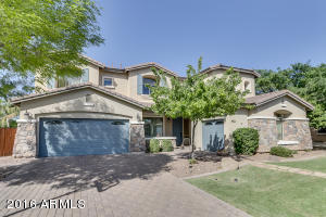 452 E Benrich Dr, Gilbert, AZ 85295 photo 1