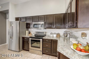 2119 E Beautiful Ln, Phoenix, AZ 85042 photo 11