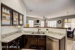2119 E Beautiful Ln, Phoenix, AZ 85042 photo 10