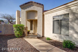 2119 E Beautiful Ln, Phoenix, AZ 85042 photo 2