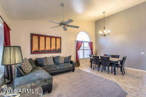 569 S Monterey St, Gilbert, AZ 85233 photo 4