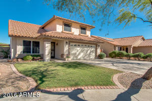 569 S Monterey St, Gilbert, AZ 85233 photo 1