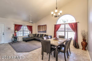 569 S Monterey St, Gilbert, AZ 85233 photo 3