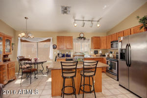 229 N Saffron --, Mesa, AZ 85205 photo 5