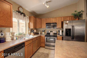 229 N Saffron --, Mesa, AZ 85205 photo 3
