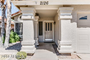 2126 E Chesapeake Dr, Gilbert, AZ 85234 photo 3