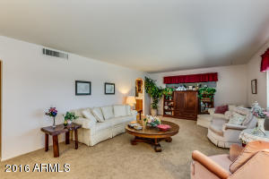 331 N 55th Pl, Mesa, AZ 85205 photo 8