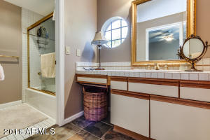 9446 N 25th St, Phoenix, AZ 85028 photo 8