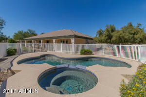 4345 E Caroline Ln, Gilbert, AZ 85296 photo 3